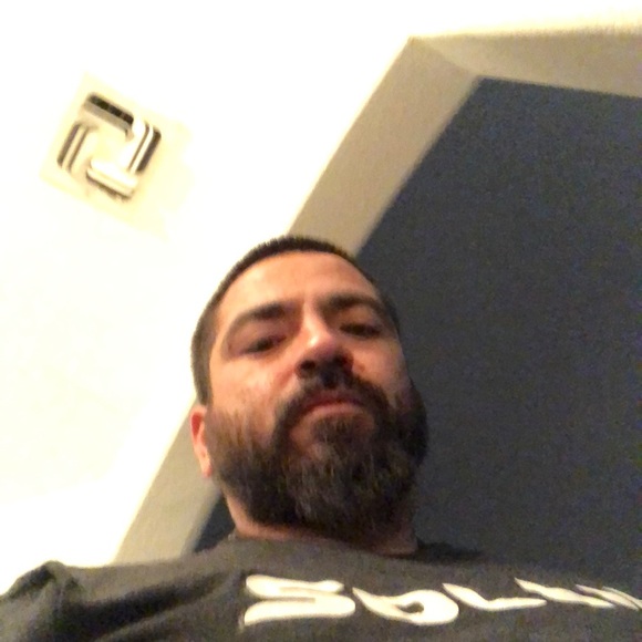 Meet your Posher, Vicente - Picture 1 of 1